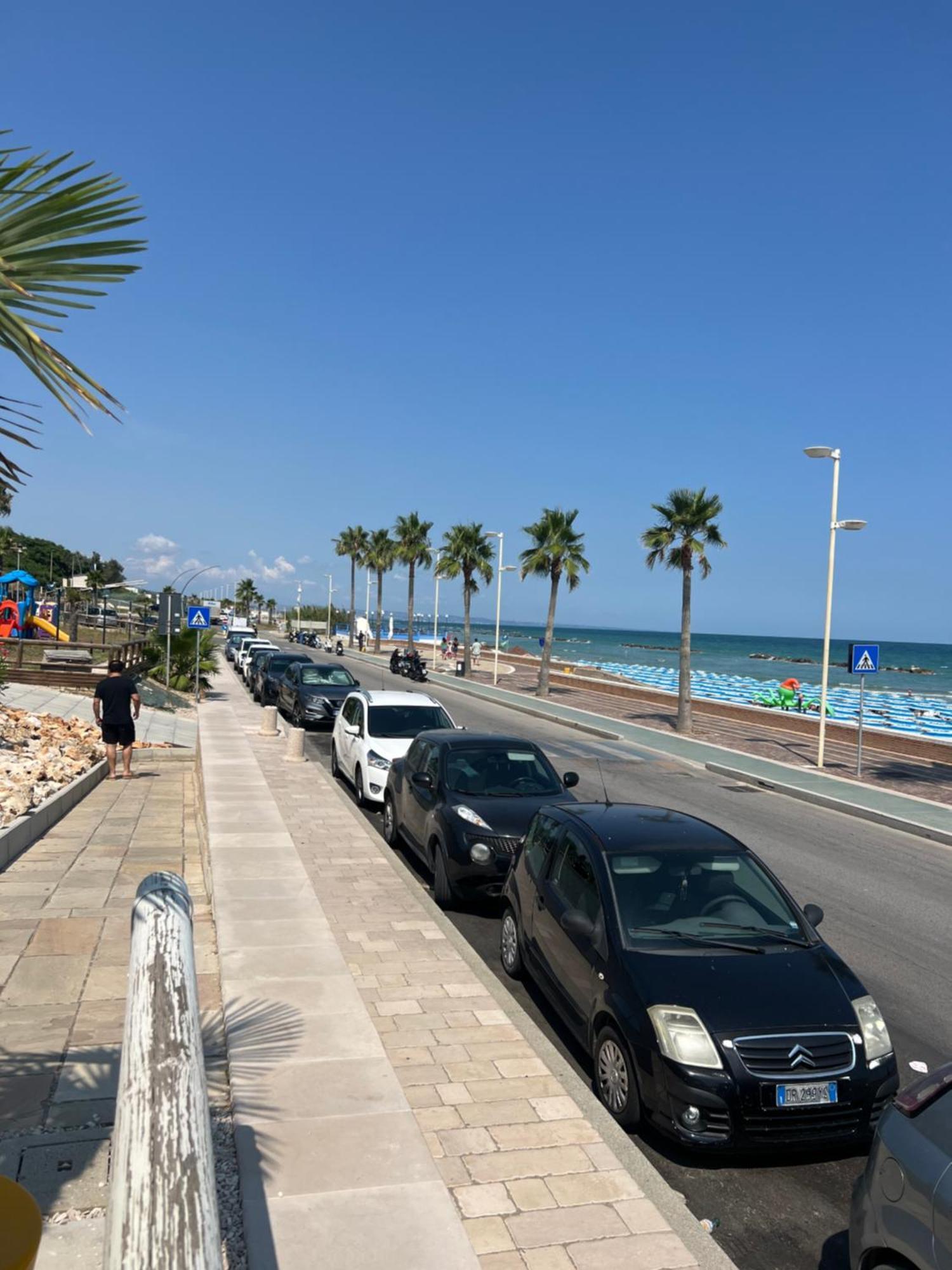 شقة Fronte Mare تيرمولي المظهر الخارجي الصورة