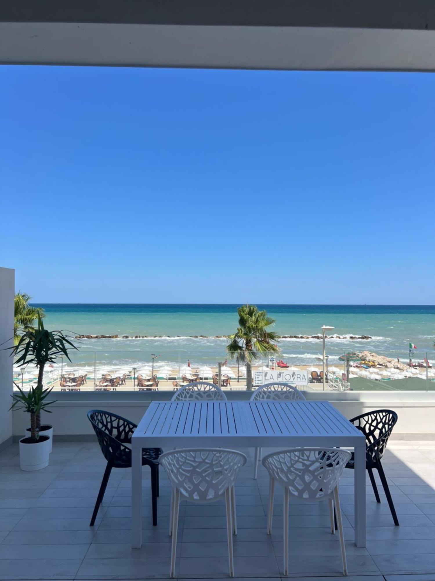 شقة Fronte Mare تيرمولي المظهر الخارجي الصورة